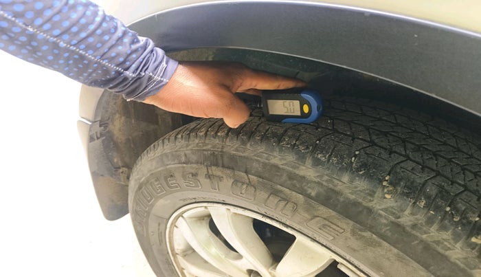 2017 Mahindra XUV500 W10 AT 1.99, Diesel, Automatic, 89,613 km, tyre