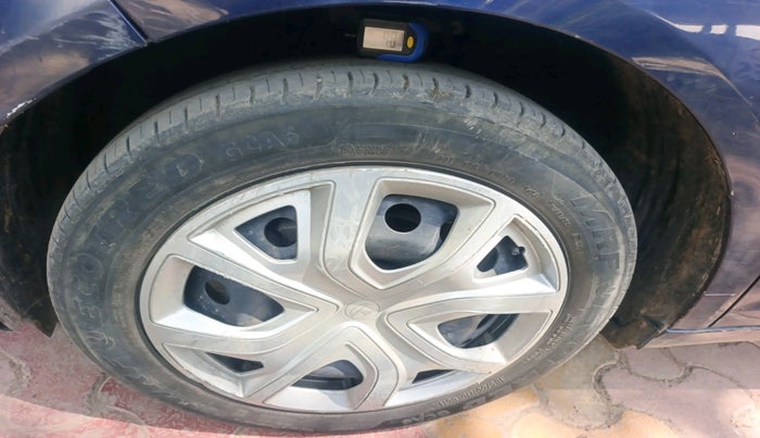 2024 Tata ALTROZ XM PLUS SUNROOF CNG, CNG, Manual, 27,860 km, tyre