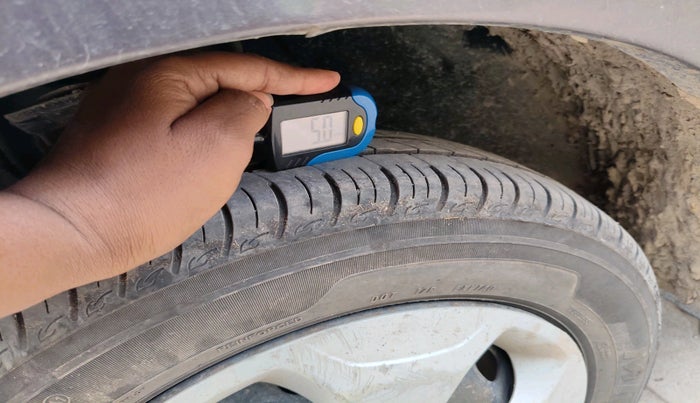 2018 Tata Tiago XT PETROL, Petrol, Manual, 47,204 km, tyre