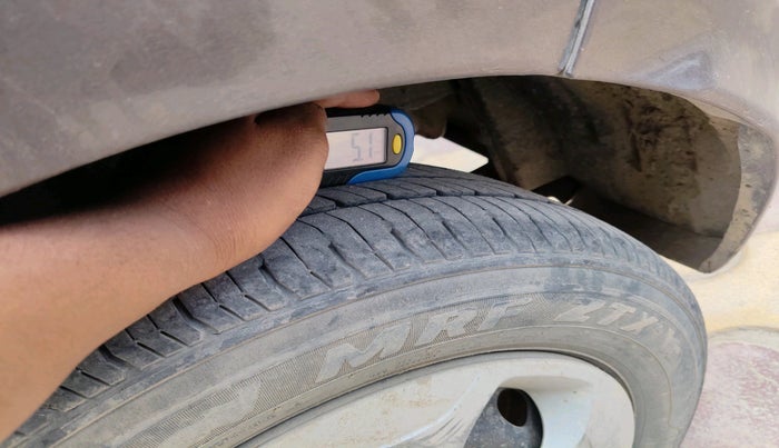 2018 Tata Tiago XT PETROL, Petrol, Manual, 47,204 km, tyre