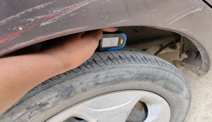 2018 Tata Tiago XT PETROL, Petrol, Manual, 47,204 km, tyre