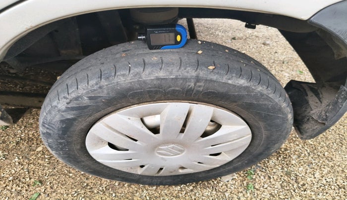 2005 Maruti Alto LXI, Petrol, Manual, 1,20,640 km, tyre