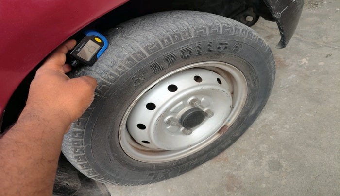 2011 Maruti Alto LXI, Petrol, Manual, 24,634 km, tyre