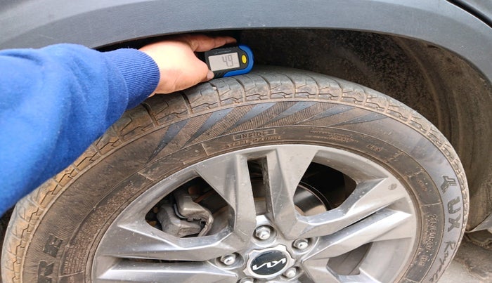 2022 KIA SELTOS HTX IVT 1.5 PETROL, Petrol, Automatic, 46,819 km, tyre