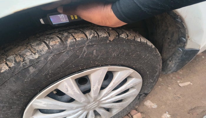 2016 Maruti Swift Dzire VXI, Petrol, Manual, 41,492 km, tyre