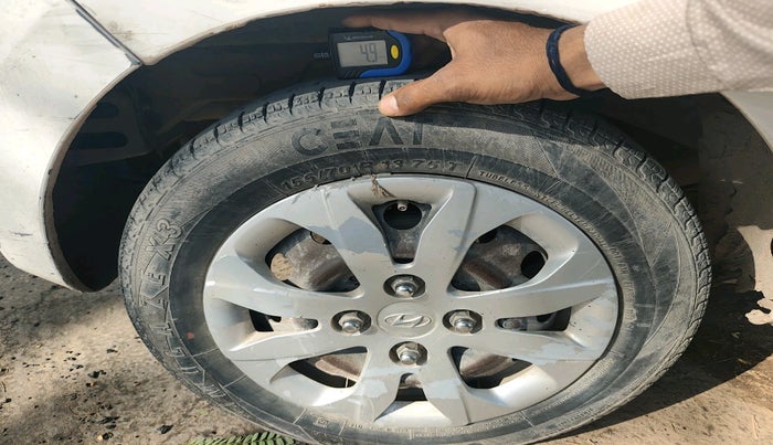 2015 Hyundai Eon MAGNA +, Petrol, Manual, 47,489 km, tyre