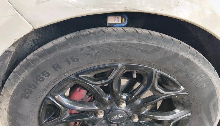 2013 Ford Ecosport TITANIUM 1.5L DIESEL, Diesel, Manual, 88,080 km, tyre