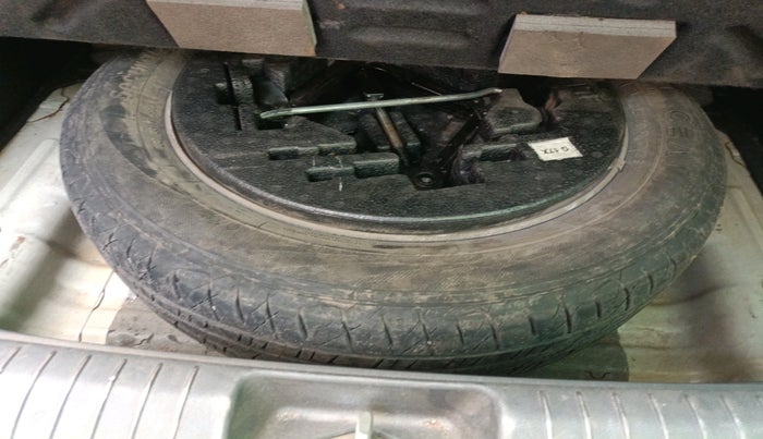 2015 Hyundai Creta SX (O) 1.6 DIESEL, Diesel, Manual, 1,61,965 km, tyre