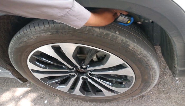 2021 MG HECTOR SHARP 2.0 DIESEL, Diesel, Manual, 1,37,384 km, tyre