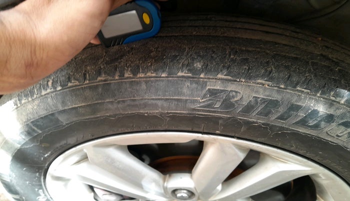 2015 Hyundai Creta S PLUS 1.4 DIESEL, Diesel, Manual, 2,45,473 km, tyre