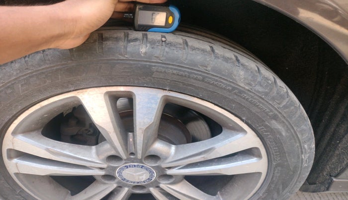 2013 Mercedes Benz E Class E 250 CDI AVANTGARDE, Diesel, Automatic, 72,883 km, tyre