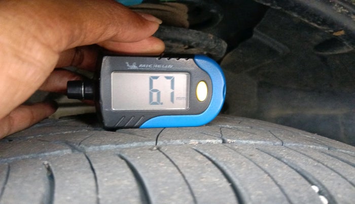 2017 Ford Ecosport TITANIUM 1.5L DIESEL, Diesel, Manual, 1,48,183 km, tyre