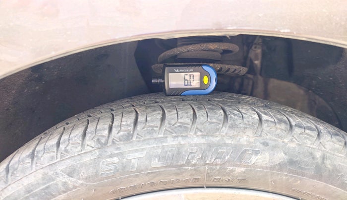 2017 Volkswagen Vento HIGHLINE DIESEL 1.5, Diesel, Manual, 1,22,946 km, tyre