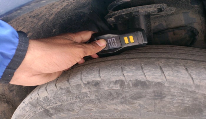 2019 Tata NEXON XM PETROL, Petrol, Manual, 98,760 km, tyre