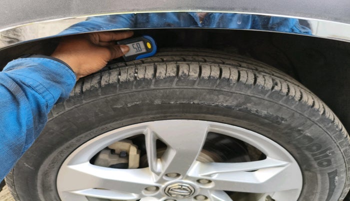 2022 MG HECTOR SHINE 1.5 PETROL TURBO CVT, Petrol, Automatic, 30,438 km, tyre