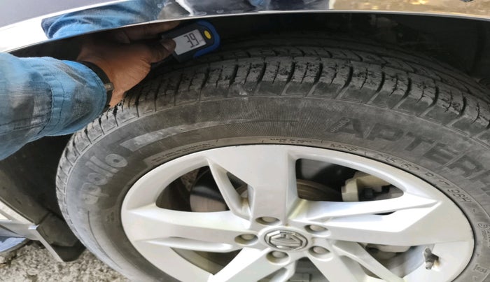 2022 MG HECTOR SHINE 1.5 PETROL TURBO CVT, Petrol, Automatic, 30,438 km, tyre