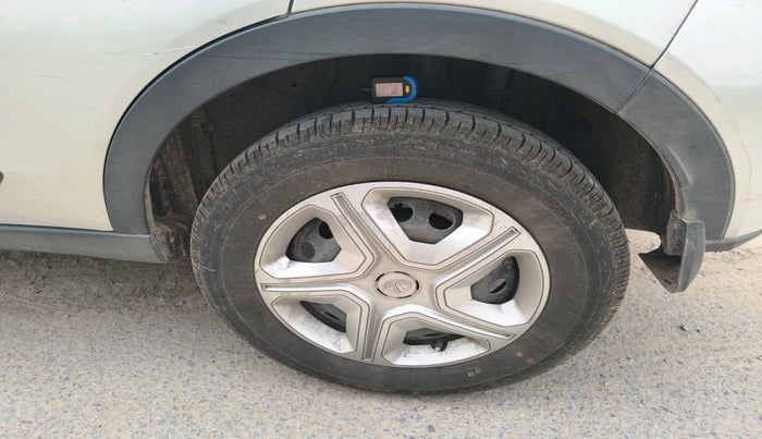 2020 Tata NEXON XM SUNROOF PETROL, Petrol, Manual, 78,005 km, tyre