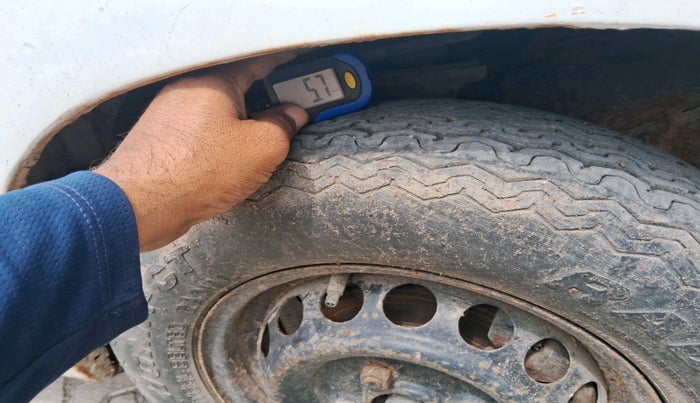 2012 Maruti Alto LX, Petrol, Manual, 90,750 km, tyre