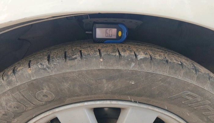 2013 Hyundai i20 SPORTZ 1.2, Petrol, Manual, 98,022 km, tyre