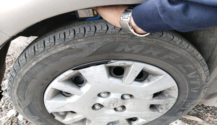 2012 Hyundai i20 MAGNA 1.2, Petrol, Manual, 93,949 km, tyre