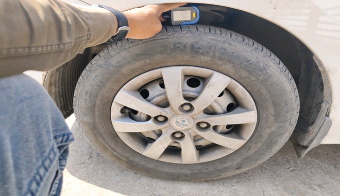 2013 Hyundai Eon ERA +, Petrol, Manual, 85,634 km, tyre