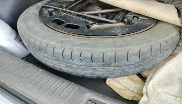 2011 Hyundai Santro Xing GL LPG, Petrol, Manual, 1,05,879 km, tyre