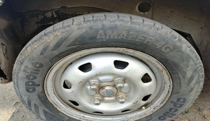 2011 Hyundai Santro Xing GL LPG, Petrol, Manual, 1,05,879 km, tyre