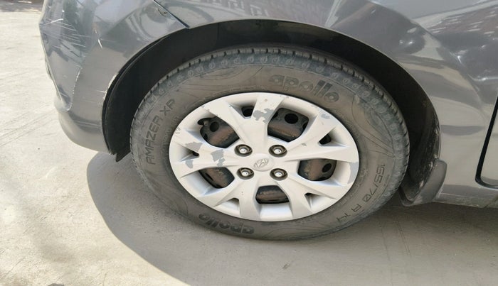 2016 Hyundai Grand i10 SPORTZ 1.2 KAPPA VTVT, Petrol, Manual, 42,649 km, tyre