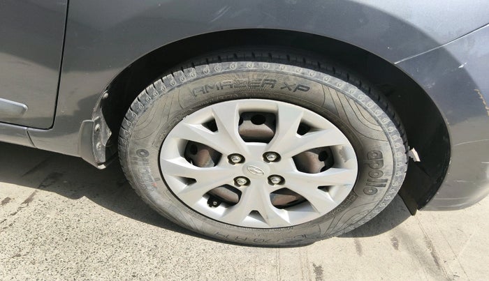 2016 Hyundai Grand i10 SPORTZ 1.2 KAPPA VTVT, Petrol, Manual, 42,649 km, tyre