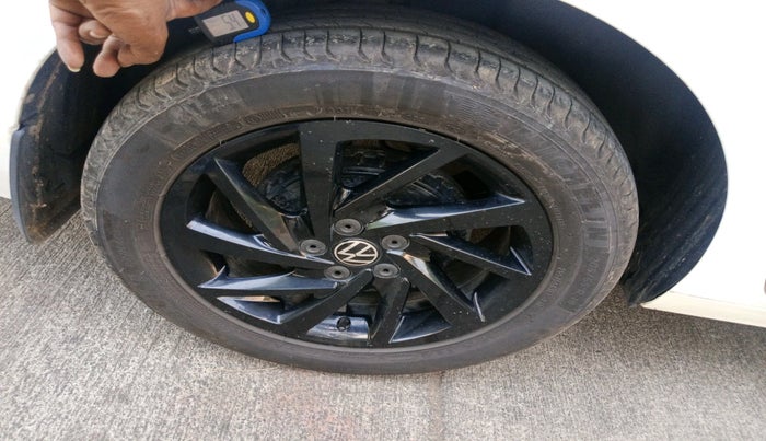 2022 Volkswagen VIRTUS GT PLUS TSI 1.5 EVO DSG, Petrol, Automatic, 62,476 km, tyre