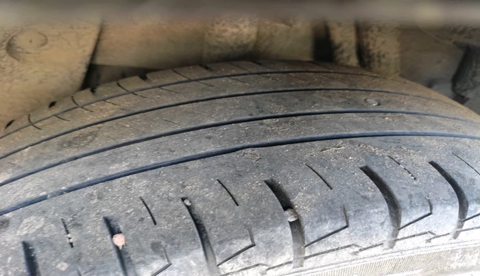 2021 Renault Duster RXS 1.3 TURBO PETROL MT, Petrol, Manual, 81,680 km, tyre