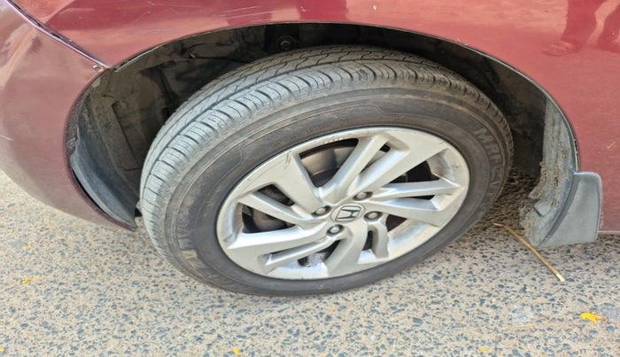 2017 Honda Jazz 1.2L I-VTEC V AT, Petrol, Automatic, 93,545 km, tyre