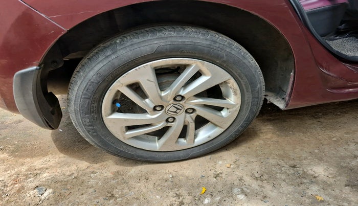 2017 Honda Jazz 1.2L I-VTEC V AT, Petrol, Automatic, 93,545 km, tyre