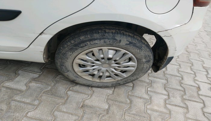 2014 Maruti Swift LDI, Diesel, Manual, 1,36,627 km, tyre