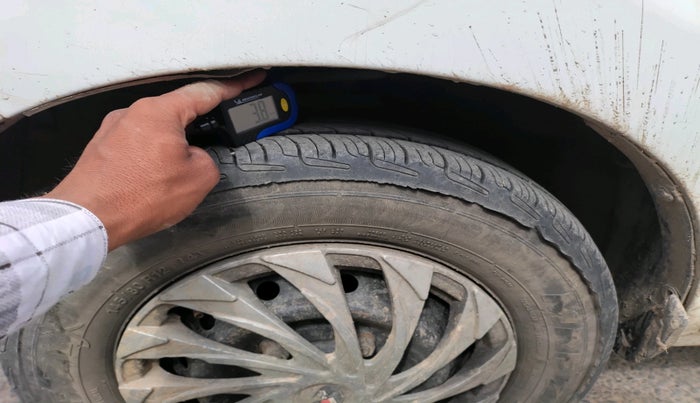 2021 Maruti Alto VXI, CNG, Manual, 65,203 km, tyre