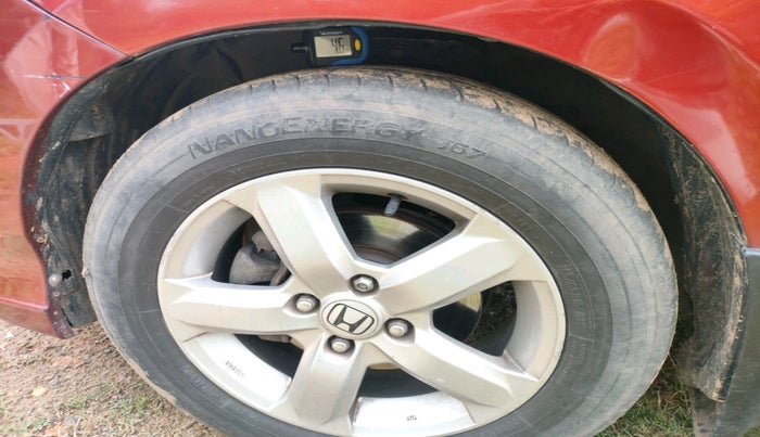 2011 Honda City 1.5L I-VTEC V AT, Petrol, Automatic, 1,09,818 km, tyre