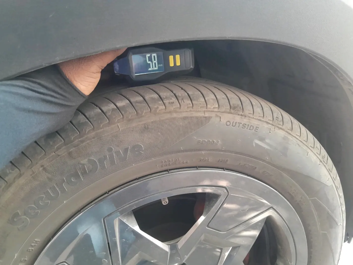 2024 Hyundai EXTER SX 1.2 MT Knight Edition Hy-CNG Duo, CNG, Manual, 17,565 km, tyre