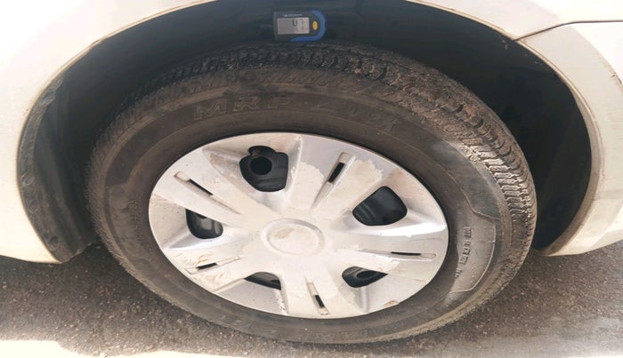 2011 Maruti Swift VXI, Petrol, Manual, 55,221 km, tyre