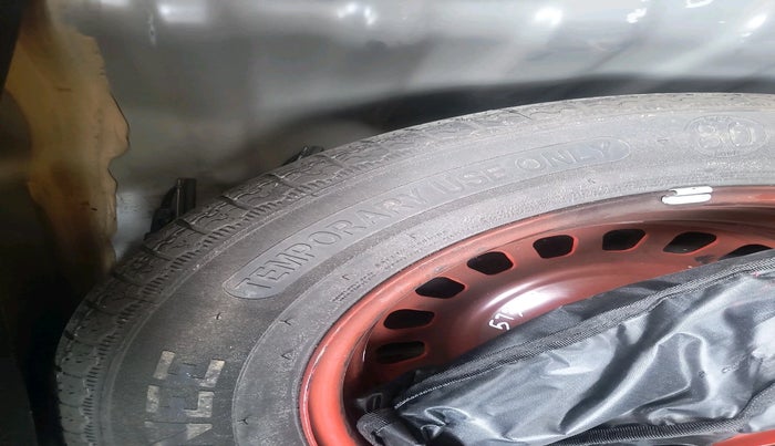 2022 Nissan MAGNITE XV TURBO CVT, Petrol, Automatic, 39,977 km, tyre