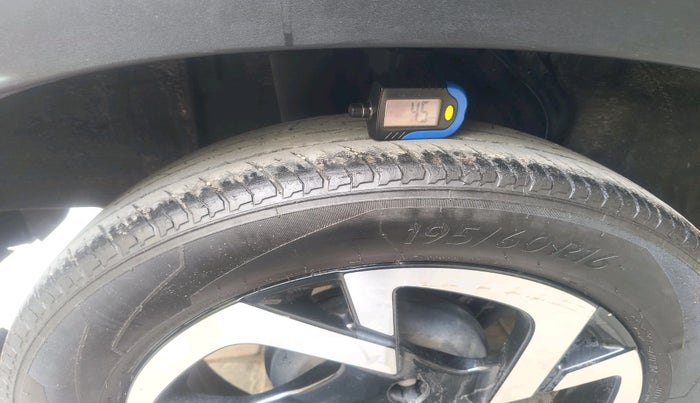 2022 Nissan MAGNITE XV TURBO CVT, Petrol, Automatic, 39,977 km, tyre