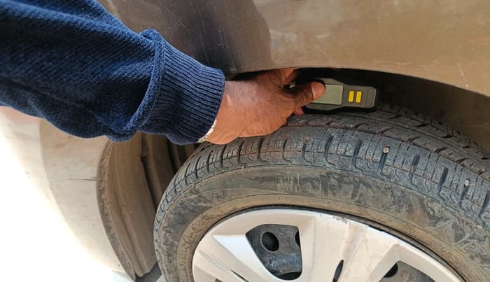 2018 Maruti Wagon R 1.0 VXI, Petrol, Manual, 59,420 km, tyre