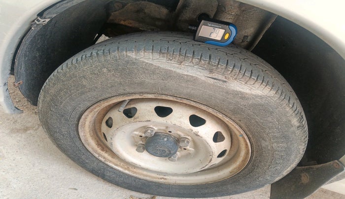 2013 Tata Indica V2 LS DIESEL, Diesel, Manual, 90,822 km, tyre