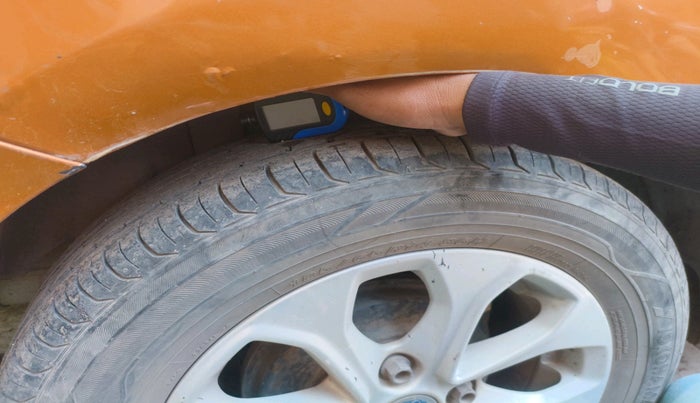 2015 Ford New Figo TITANIUM1.5 DIESEL, Diesel, Manual, 1,57,386 km, tyre