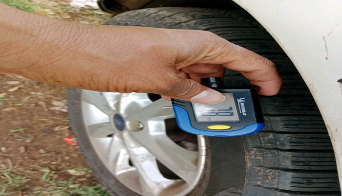 2018 Ford Ecosport TITANIUM 1.5L DIESEL, Diesel, Manual, 1,30,800 km, tyre