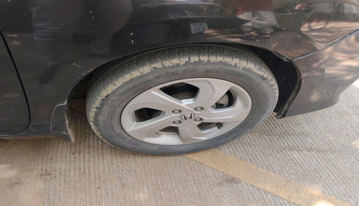 2015 Honda City 1.5L I-VTEC VX (O) MT, Petrol, Manual, 94,211 km, tyre