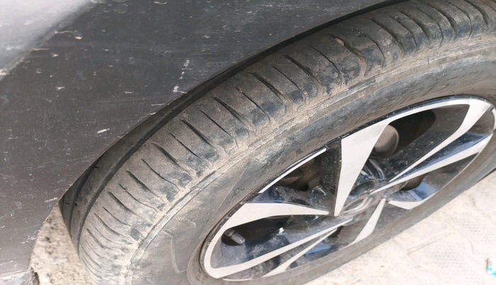 2024 CITROEN C3 SHINE 1.2 DUAL TONE , Petrol, Manual, 40,218 km, tyre