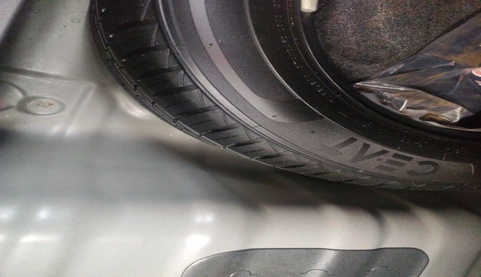 2023 Hyundai GRAND I10 NIOS SPORTZ 1.2 KAPPA VTVT, Petrol, Manual, 9,570 km, tyre