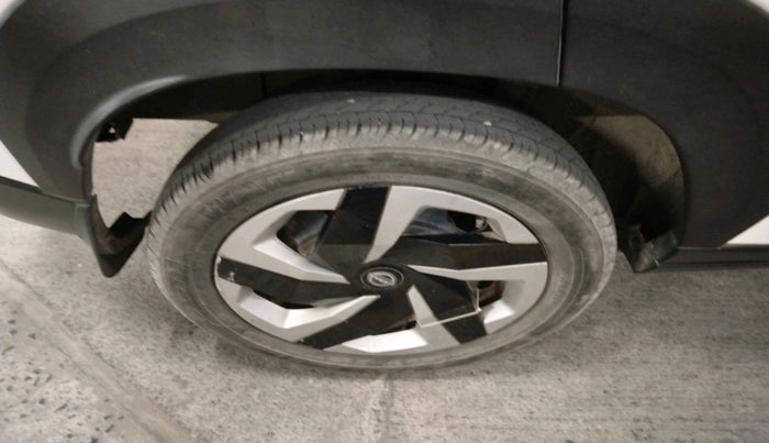 2021 Nissan MAGNITE XL TURBO, Petrol, Manual, 66,362 km, tyre