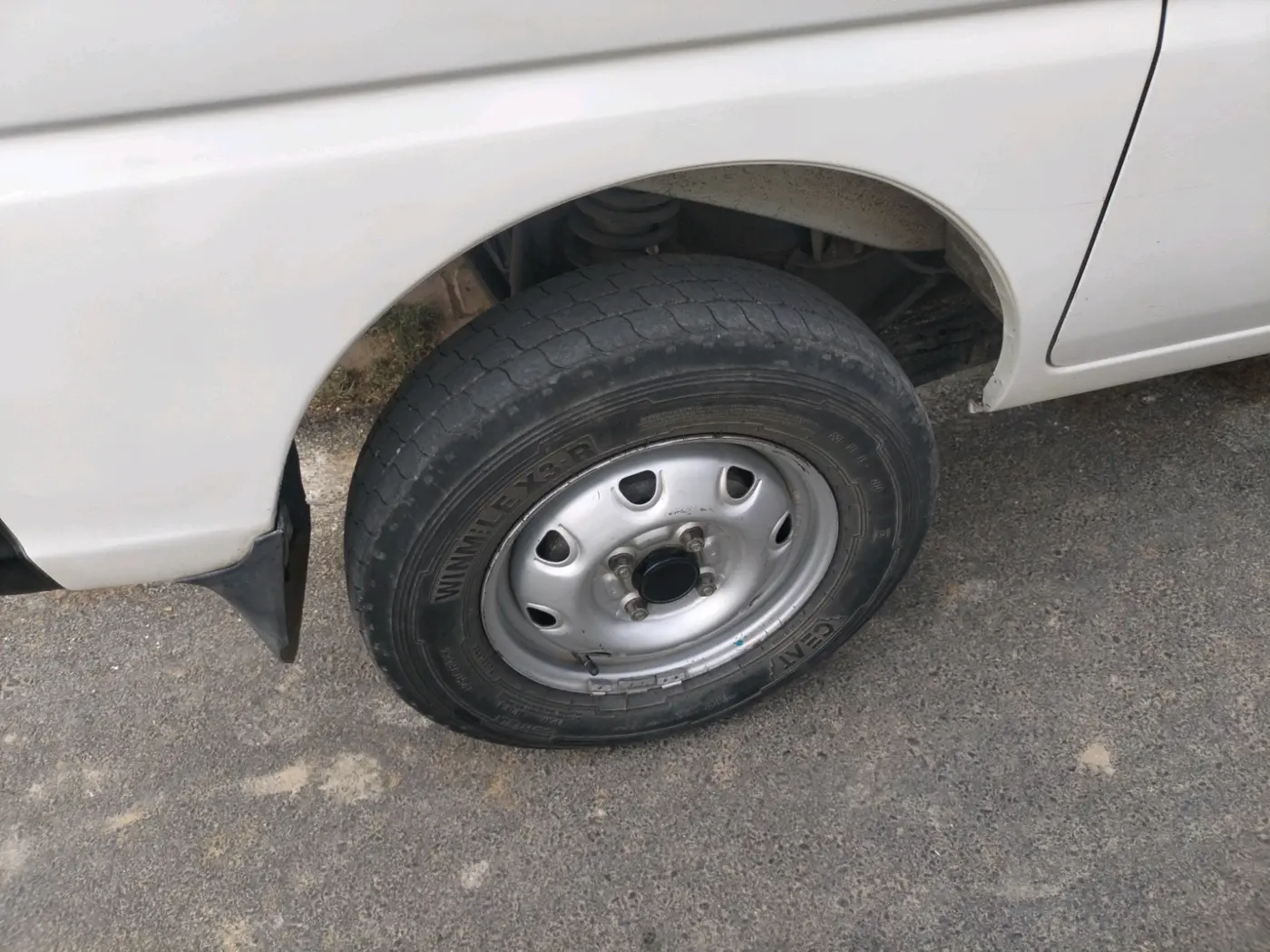 2022 Maruti Eeco 5 STR AC CNG (O), CNG, Manual, 66,195 km, tyre