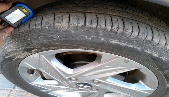 2021 Hyundai Verna SX 1.5 CRDI, Diesel, Manual, 84,994 km, tyre